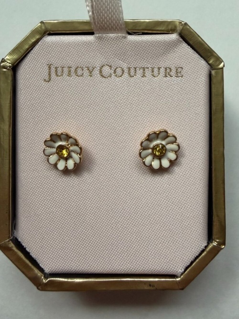 Juicy Couture Daisy Earring, pierced